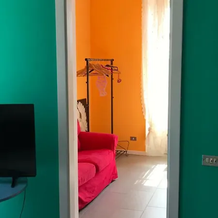Sparkling Art Apartment